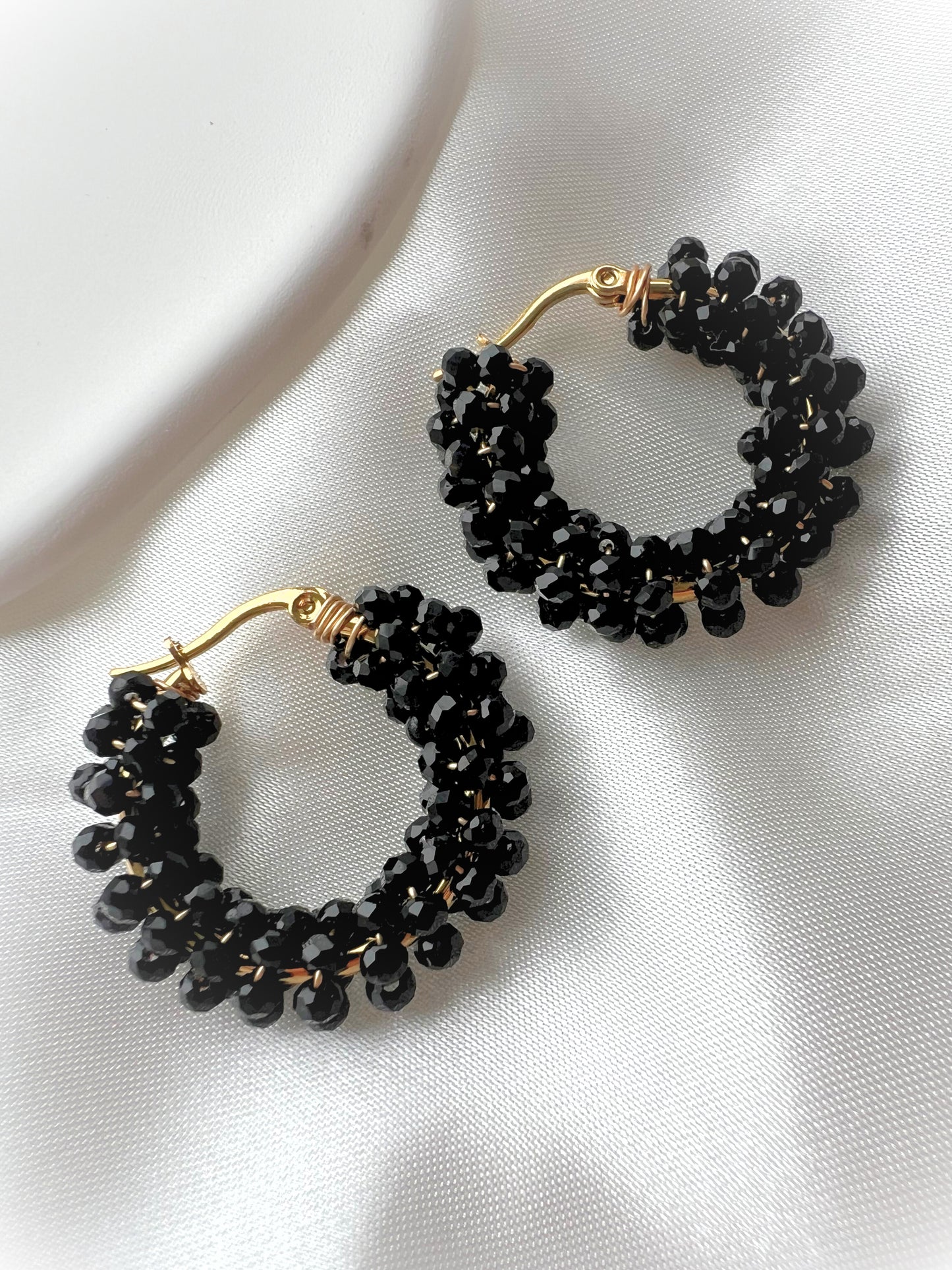 Black Loop - Earrings